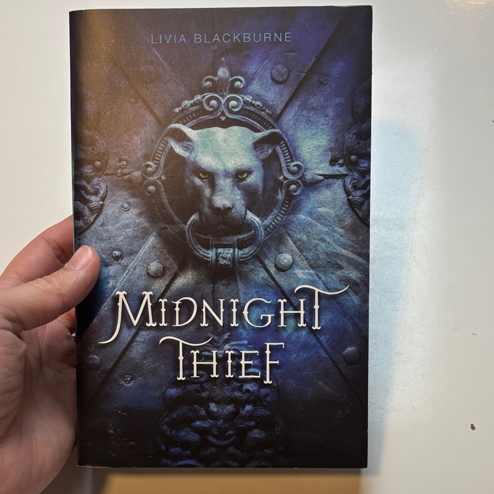 MIDNIGHT‎ THIEF Paperback book By Livia Blackburne